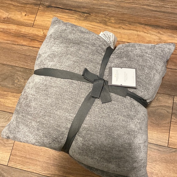 Threshold Bedding Threshold Pillows Poshmark